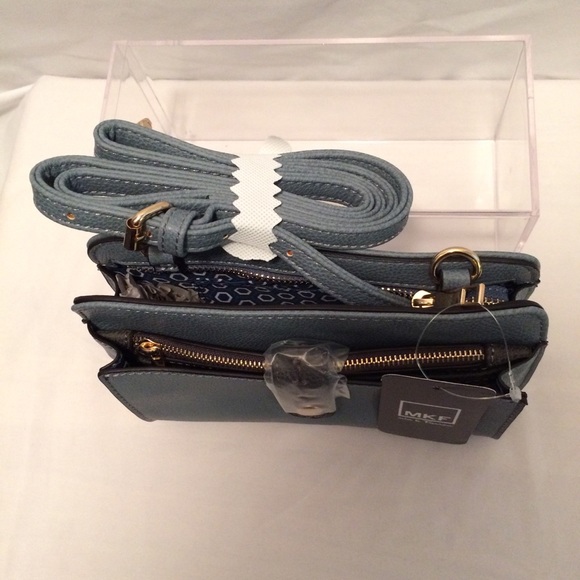 💙NWT MKF Blue 3-in-1 Crossbody & Wallet Set💙 - Picture 3 of 8
